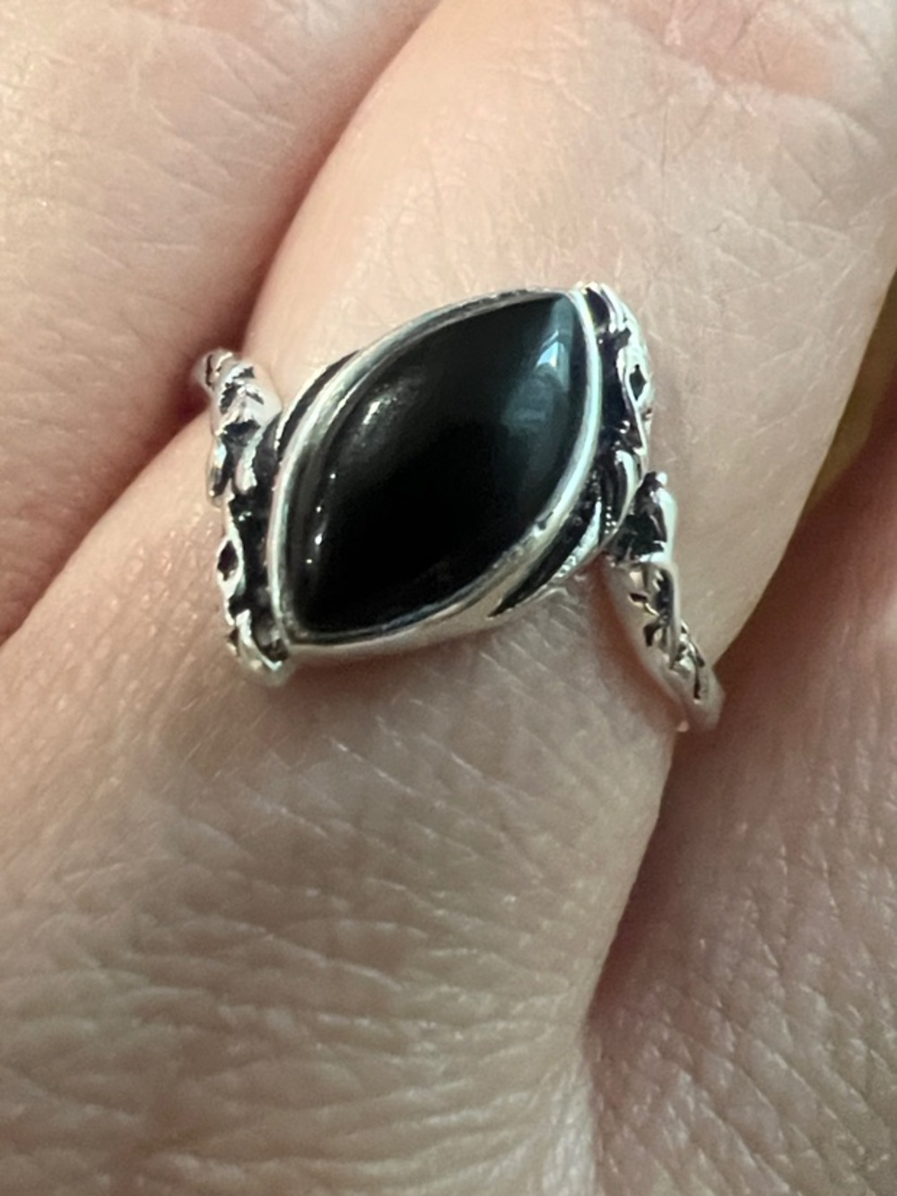Sterling Silver Black Onyx Ring - Size 8